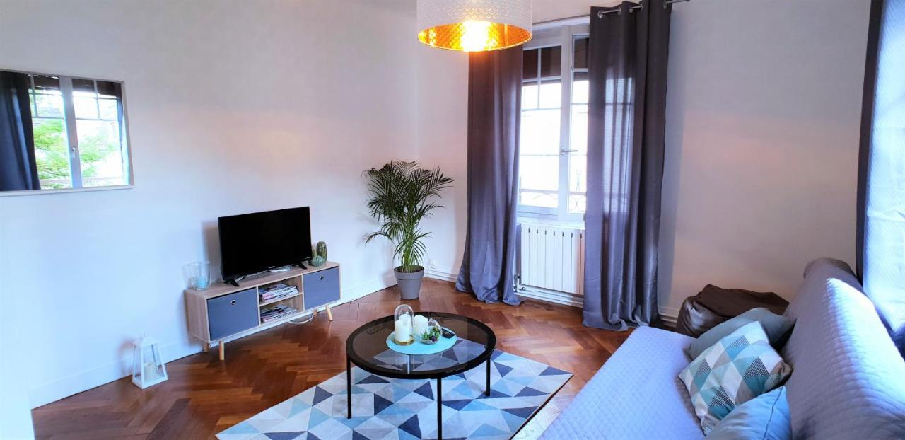 Au 36, Les Apparts Hotel Joigny Exterior photo